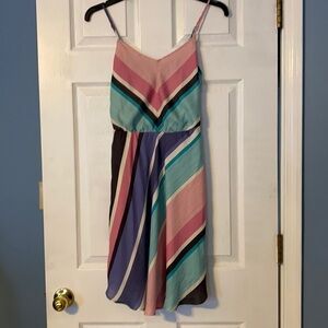 𝅺lauren Conrad women’s dress; size 4